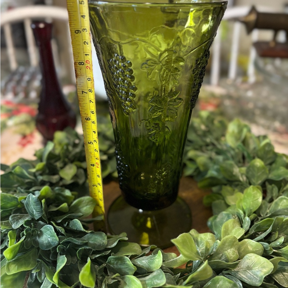 Indiana Glass Avocado Green Grape Pattern Vase 10” | Vintage